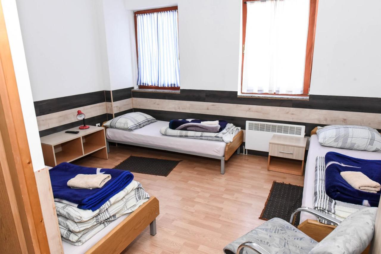 Sobe Sa Kupatilom Jajce Exterior photo